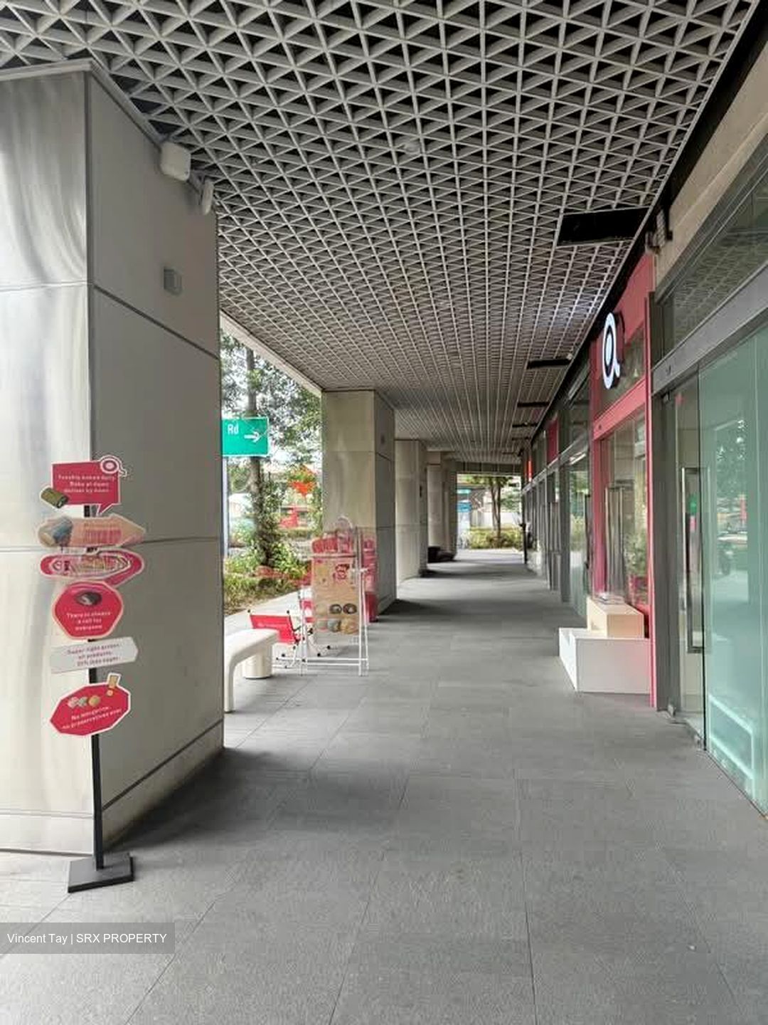 Eon Shenton (D2), Shop House #563618111